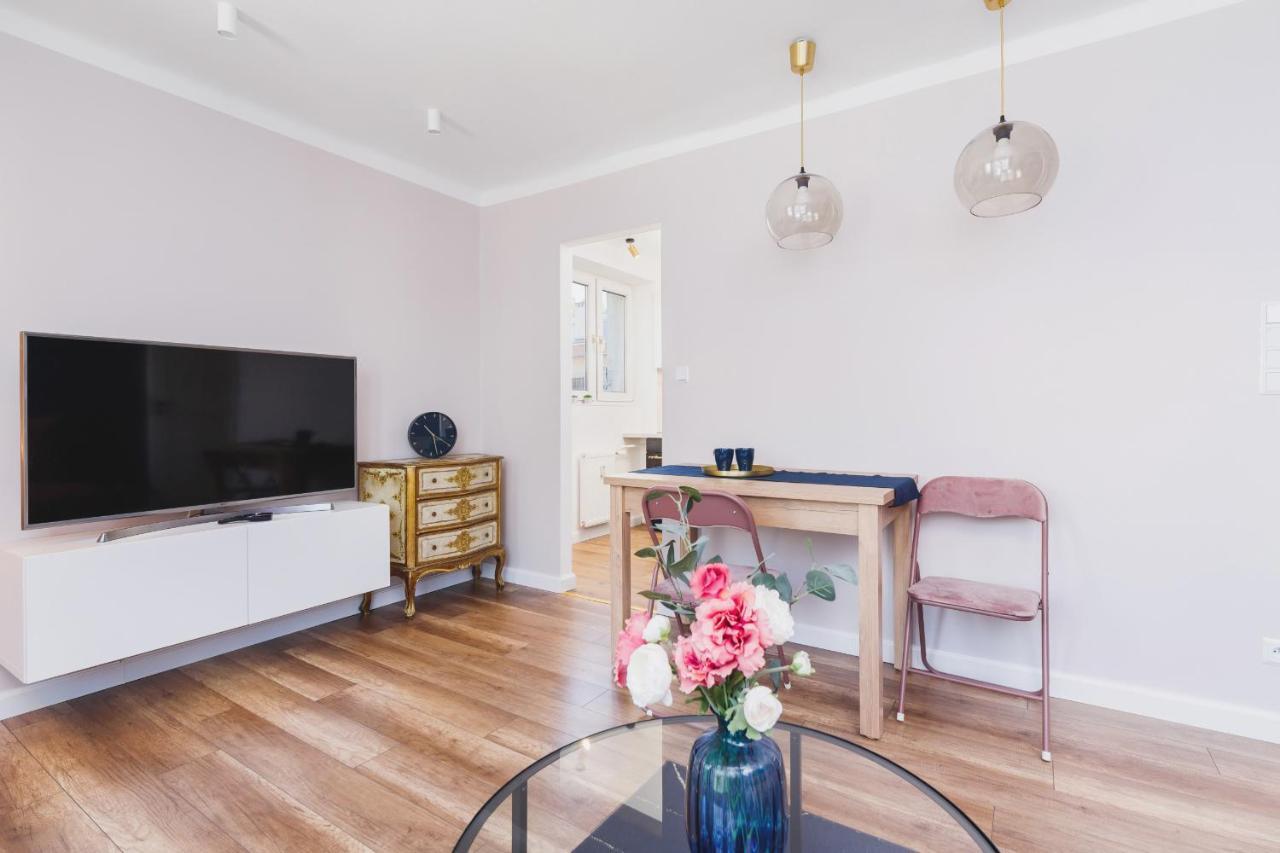 Apartament Przy Bulwarach Wislanych Kosciuszki By Noclegi Renters Cracovia Esterno foto